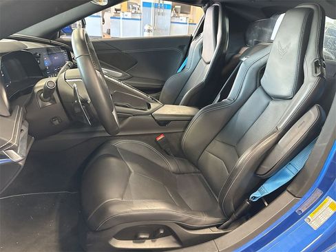 Used 2023 Chevrolet Corvette Stingray Coupe w/ Z51 Performance Package image 10