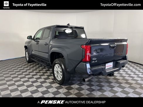 Certified 2025 Toyota Tacoma SR5 w/ SR5 Upgrade Package AWD/4WD image 10