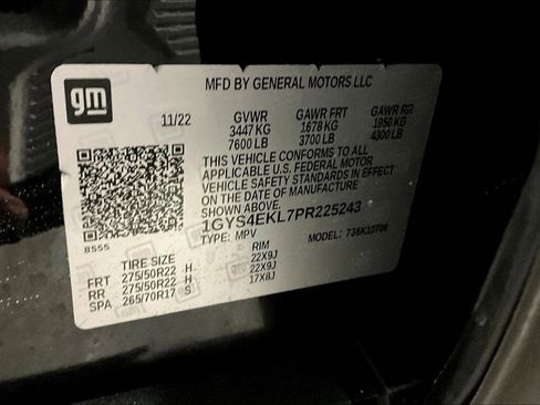 Certified 2023 Cadillac Escalade Sport w/ LPO, ONYX Package image 19