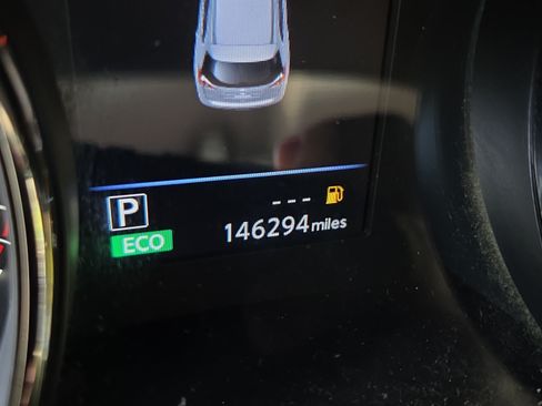 Used 2019 Nissan Rogue SV w/ Premium Package FWD image 34