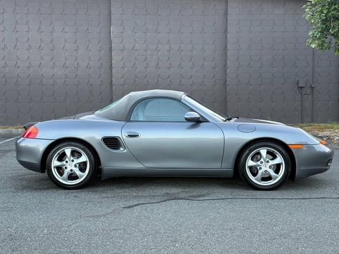 Used 2001 Porsche Boxster RWD image 5