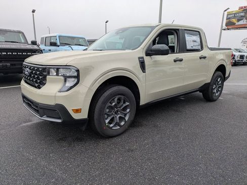 New 2025 Ford Maverick XLT image 8