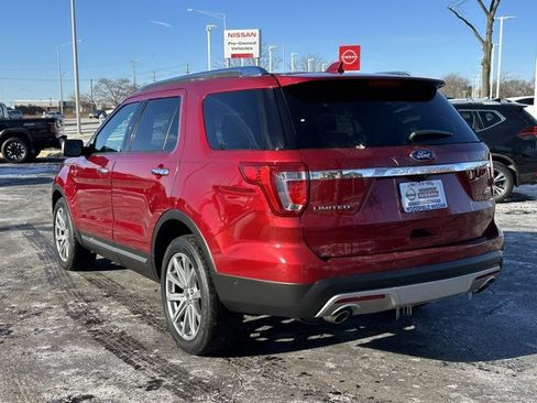 Used 2017 Ford Explorer Limited w/ Equipment Group 301A image 5