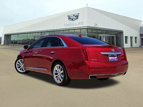 Used 2013 Cadillac XTS Luxury w/ Driver Awareness Package FWD image 4