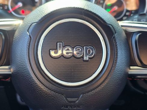 Used 2020 Jeep Wrangler Rubicon image 20