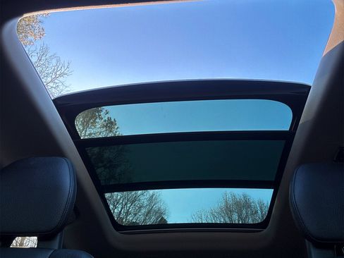 Used 2022 Volvo XC90 T6 Momentum image 25