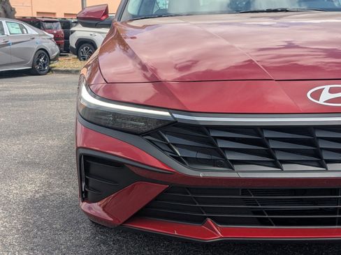 New 2025 Hyundai Elantra Blue image 10