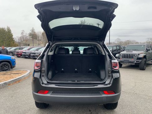 Used 2022 Jeep Compass Latitude w/ Convenience Group image 38