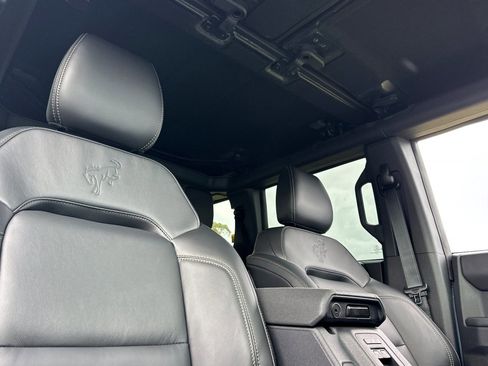 New 2025 Ford Bronco Badlands image 16