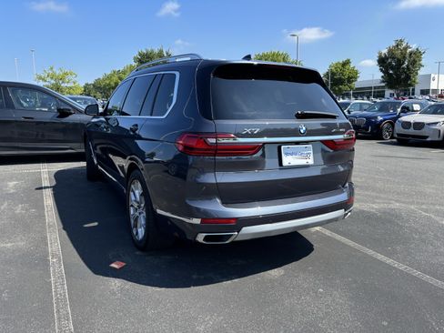 Used 2021 BMW X7 xDrive40i w/ Premium Package AWD/4WD image 14