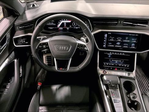 Certified 2024 Audi RS 6 performance image 5