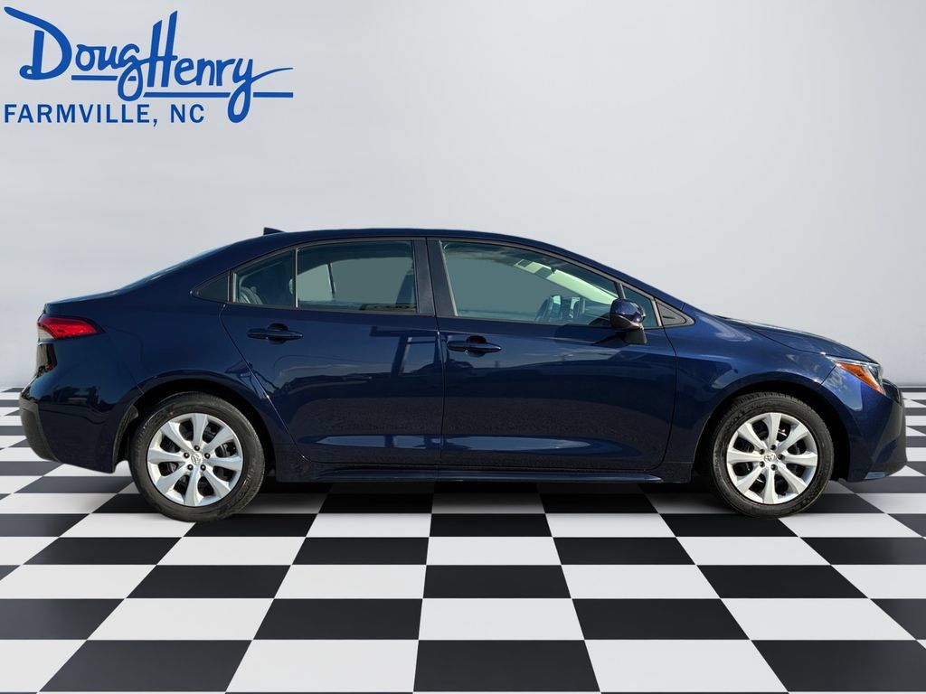 Used 2024 Toyota Corolla LE FWD image 6