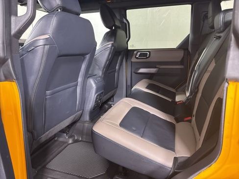 Used 2022 Ford Bronco Wildtrak image 12