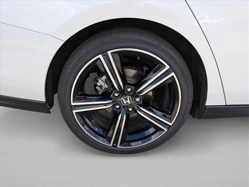Used 2025 Honda Accord Sport image 22