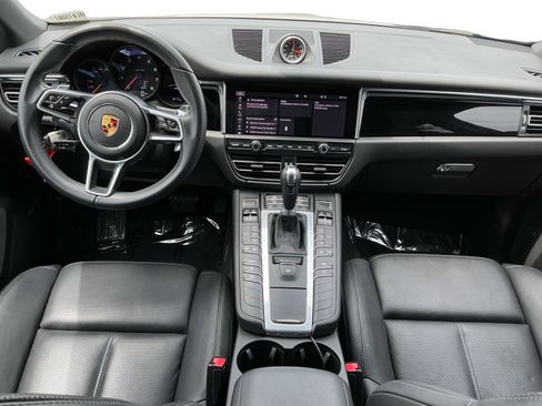 Used 2021 Porsche Macan AWD/4WD image 9