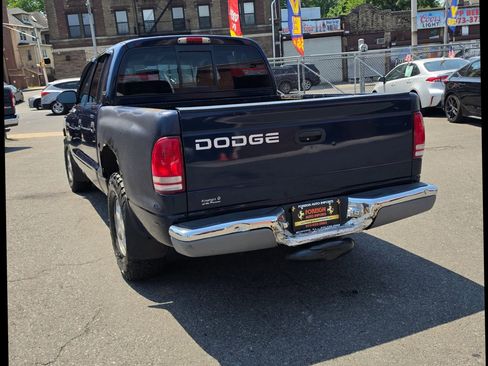 Used 2000 Dodge Dakota 2WD Quad Cab image 6