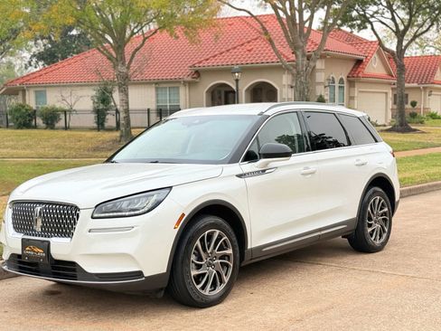 Used 2020 Lincoln Corsair FWD w/ Equipment Group 101A image 3