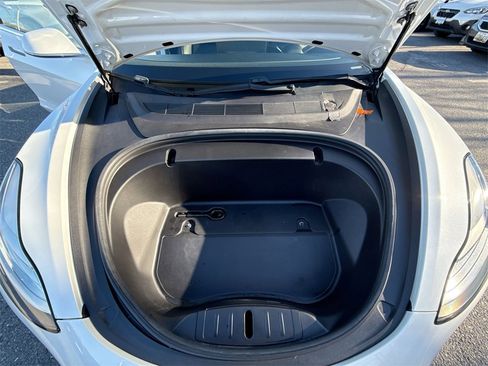 Used 2020 Tesla Model 3 Long Range image 18