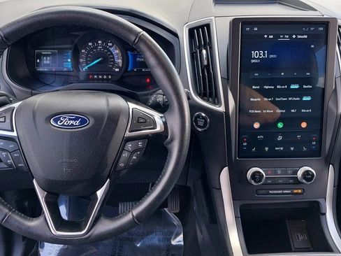 Used 2024 Ford Edge SEL image 22