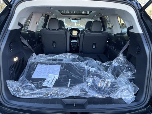 New 2025 Subaru Ascent Bronze Edition image 4