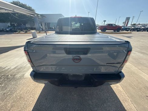 Used 2023 Nissan Frontier PRO-4X w/ Pro-4X Premium Package AWD/4WD image 5