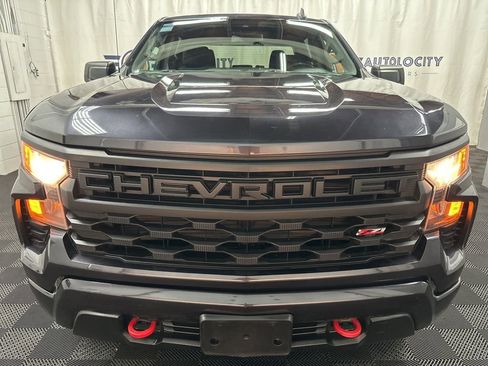Used 2022 Chevrolet Silverado 1500 Custom Trail Boss AWD/4WD image 3