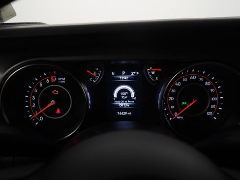Used 2021 Jeep Wrangler Sport AWD/4WD image 24