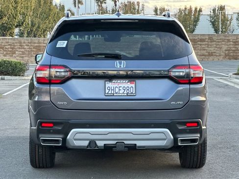 Certified 2024 Honda Pilot Elite image 5