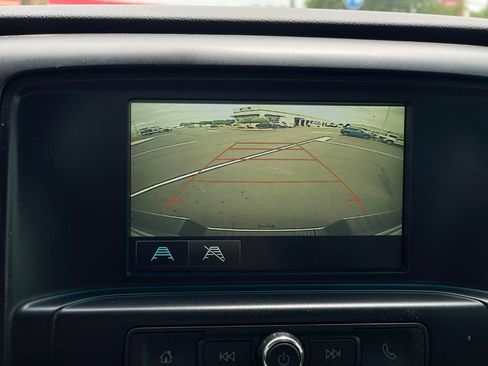 Used 2019 Chevrolet Silverado 2500 W/T AWD/4WD image 12