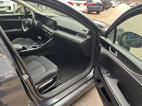 Used 2021 Kia K5 LXS image 10