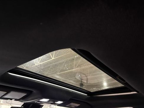 Used 2020 Toyota Tacoma TRD Sport image 12