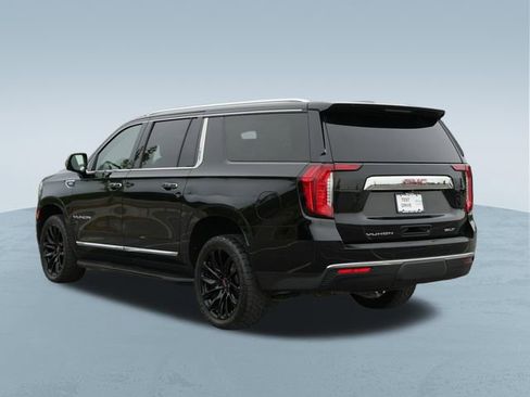 Used 2022 GMC Yukon XL SLT w/ SLT Premium Package AWD/4WD image 6