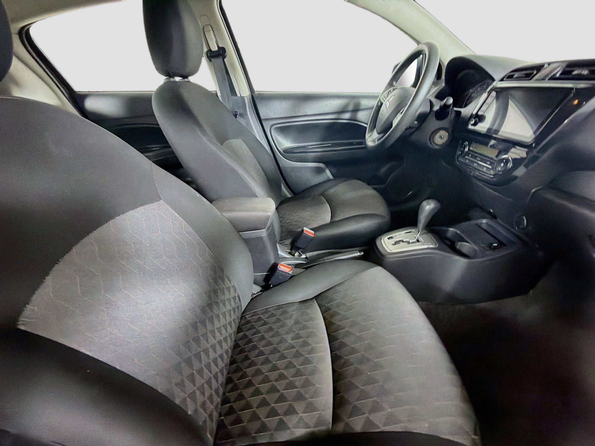 Used 2024 Mitsubishi Mirage ES FWD image 28