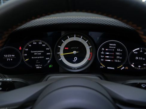 Used 2023 Porsche 911 GT3 RWD image 80
