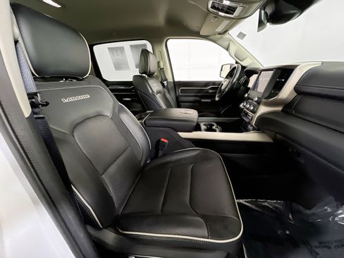 Used 2022 RAM 1500 Laramie image 26