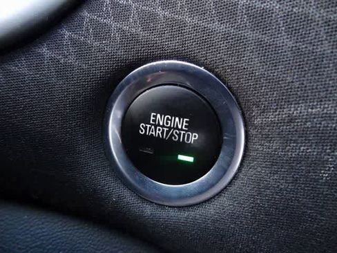 Used 2022 Chevrolet Malibu LT image 19