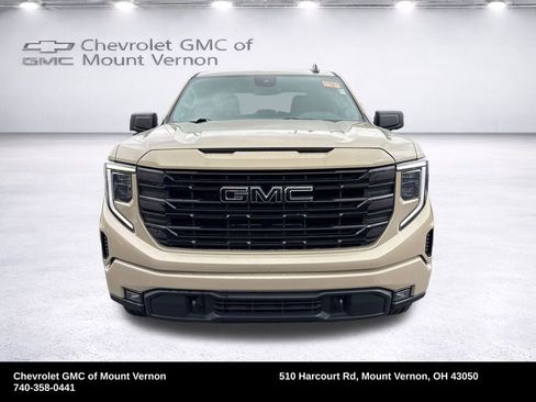 Used 2022 GMC Sierra 1500 Elevation w/ LPO, Elevation Black Package AWD/4WD image 10