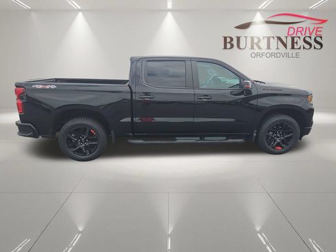 Certified 2024 Chevrolet Silverado 1500 RST w/ Redline Edition AWD/4WD image 9