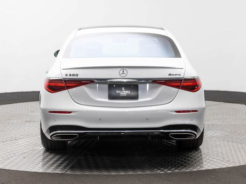 Used 2025 Mercedes-Benz S 580 4MATIC Sedan image 5