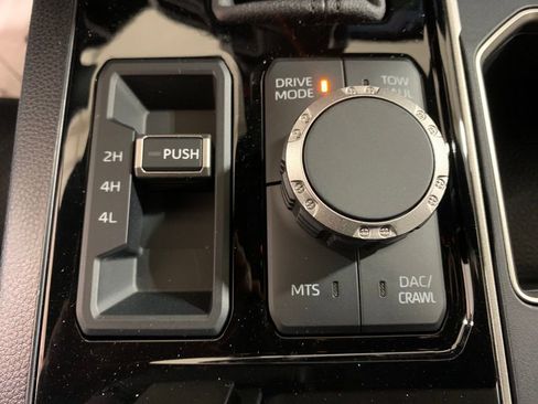 New 2025 Toyota Tundra SR5 w/ TRD Off-Road Premium Package AWD/4WD image 39