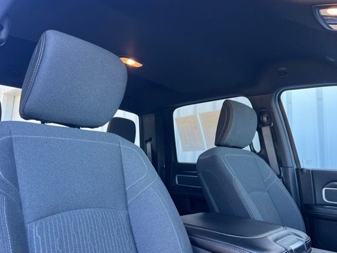 Used 2021 RAM 2500 Big Horn w/ Level 1 Equipment Group AWD/4WD image 13