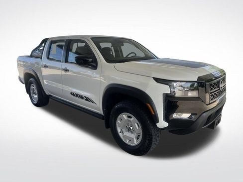 Used 2024 Nissan Frontier SV w/ Hardbody Edition AWD/4WD image 3