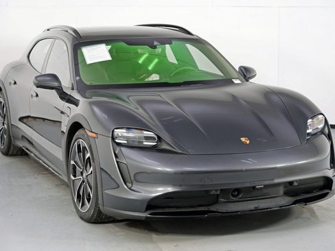 Used 2023 Porsche Taycan 4S w/ Performance Package image 58