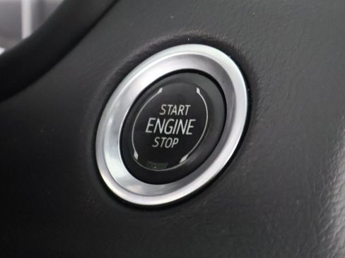 Used 2022 Cadillac XT4 Premium Luxury w/ Enhanced Visibility Package image 41