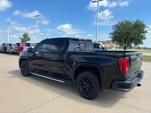 Used 2020 GMC Sierra 1500 SLT RWD image 3