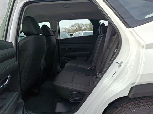 New 2026 Hyundai Tucson SE image 6