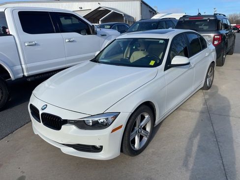 Used 2014 BMW 320i Sedan image 1