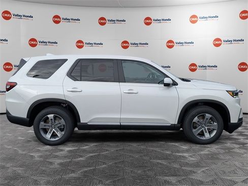 New 2025 Honda Pilot EX-L image 4