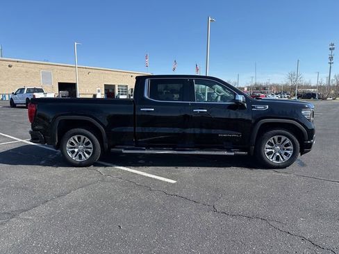 Used 2024 GMC Sierra 1500 Denali image 7