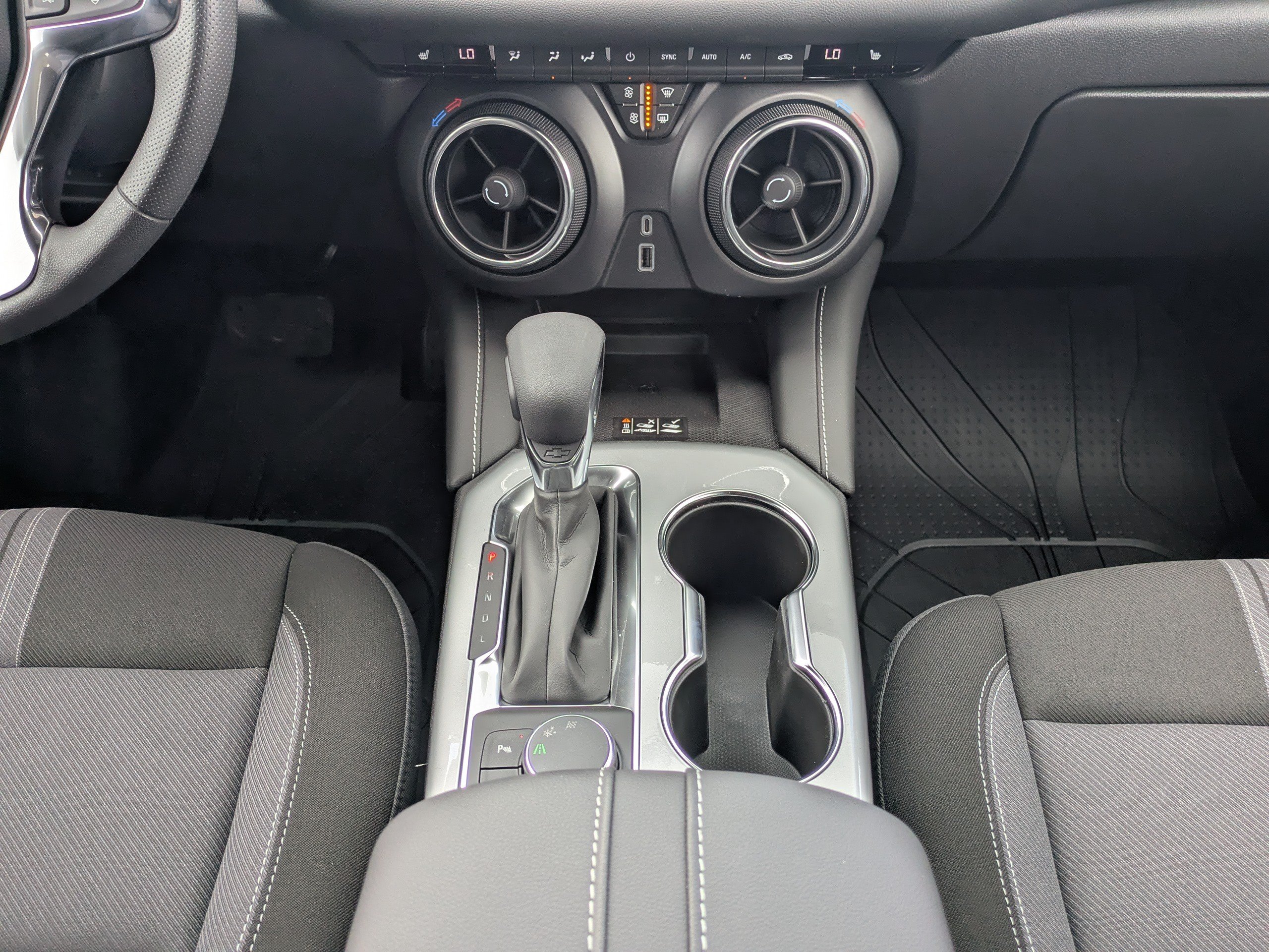 New 2026 Chevrolet Blazer LT w/ Convenience Package FWD image 19